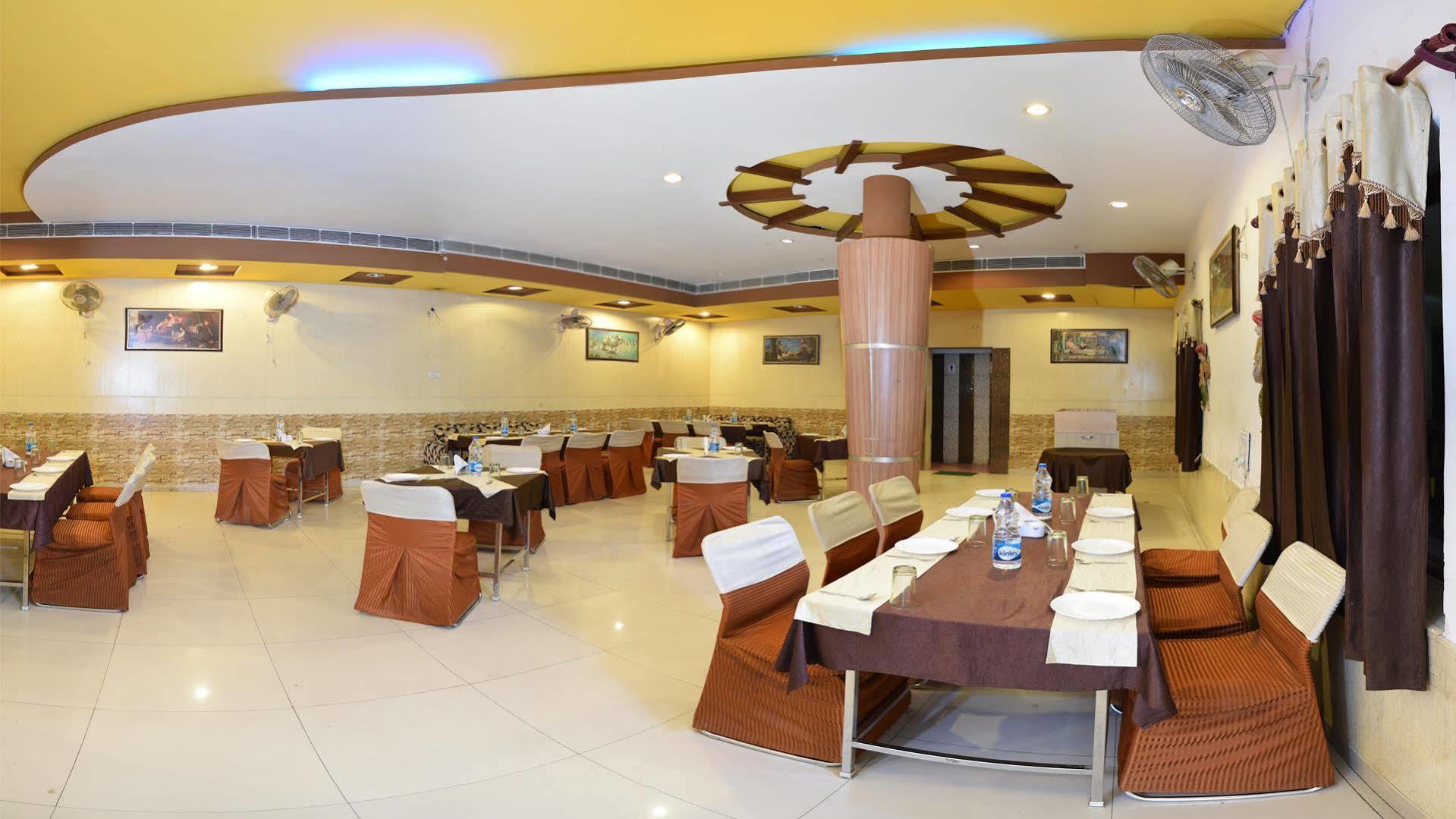 FabHotel HK Continental Amritsar Esterno foto