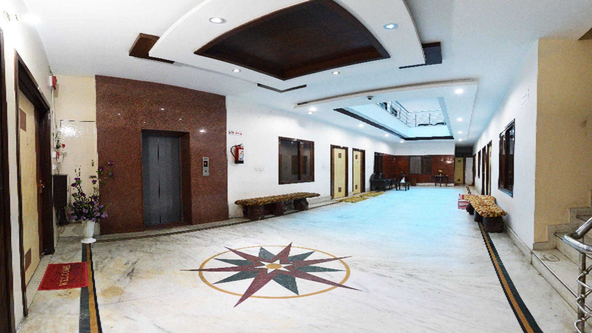 FabHotel HK Continental Amritsar Esterno foto