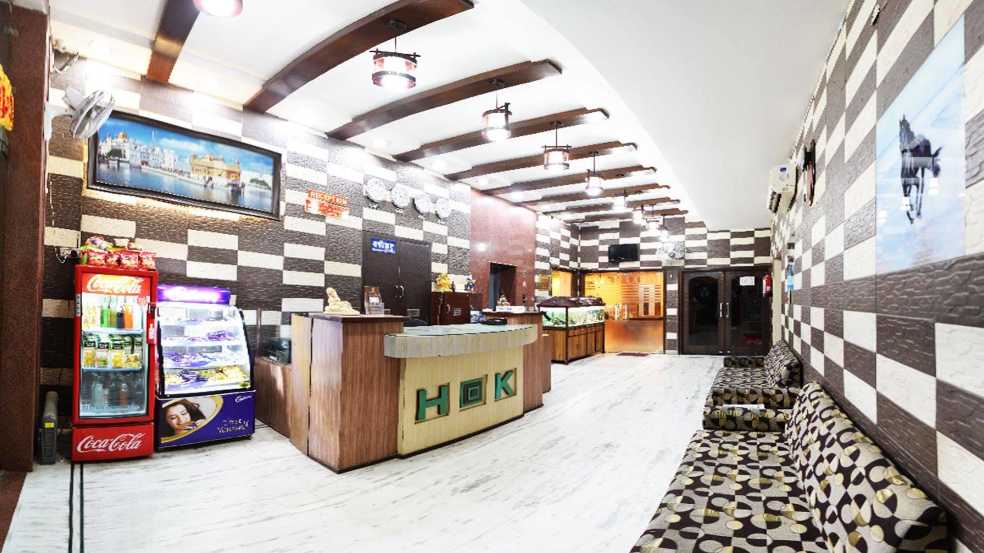 FabHotel HK Continental Amritsar Esterno foto